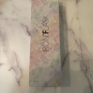 Iron Flask 28 oz Nomad Tumbler - Pearl (New)